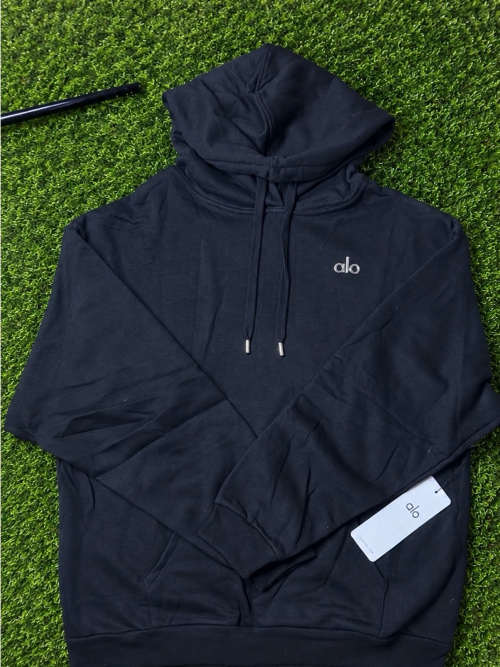 ALO Yoga Men's Black Pullover Hoodie with Subtle Logo
